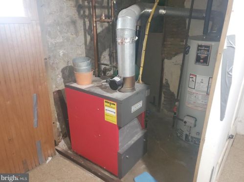 1002 Haworth St, Philadelphia PA 19124-2506 exterior