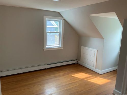 154 Pearl St, Manchester CT 06040-5309 exterior