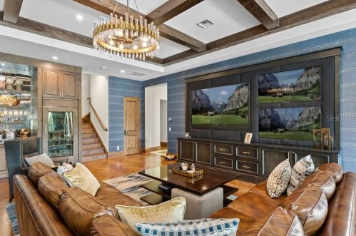 2621 Dundee St, Tampa FL  33629-7516 exterior