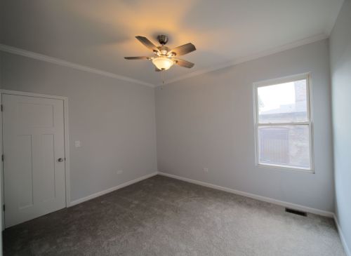 7251 Paxton Ave, Chicago IL  60649-2519 exterior