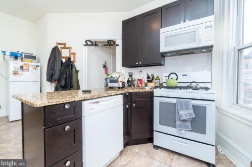 4921 Hazel Ave, Philadelphia PA 19143-2005 exterior