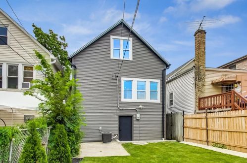 2743 37th Pl, Chicago IL  60632-1621 exterior