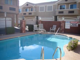 7528 19th Ave, Phoenix AZ  85021-7974 exterior