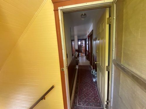 175 Perry Ave, Worcester MA 01610-2049 exterior