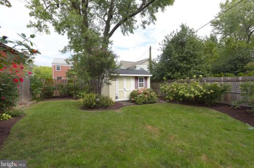 312 Raymond Ave, Alexandria VA 22301-1037 exterior