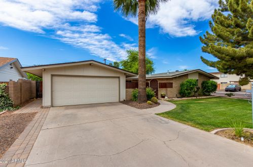 101 El Caminito Dr, Phoenix, AZ 85020-3503