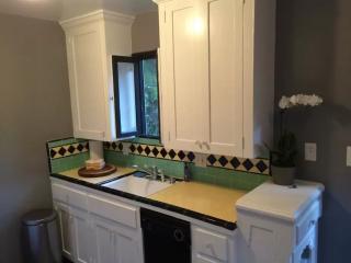 6117 Glen Alder St, Los Angeles CA  90068-2269 exterior