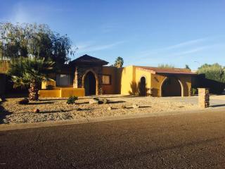 10302 Montecito Ave, Phoenix AZ  85037-5551 exterior