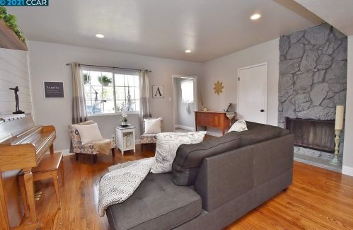 1134 Crowe Pl, Concord CA 94518-1713 exterior