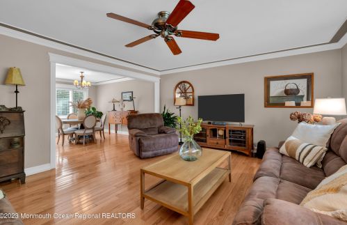 442 Frank Applegate Rd, Jackson Twp NJ 08527-2454 exterior