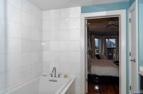 53 Eton Row, Union City NJ 07086 exterior