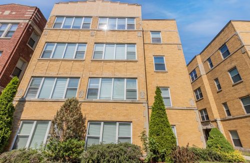 4944 Kimball Ave, Chicago IL  60625-5177 exterior