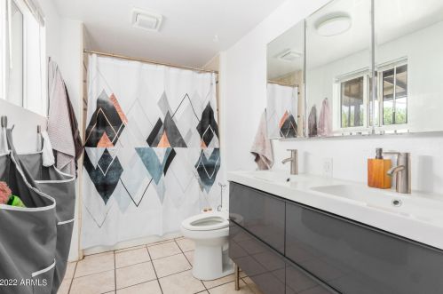 815 14th St, Phoenix AZ 85006-3538 exterior