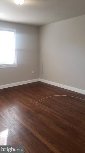 436 Mellon St, Washington, DC 20032-2637