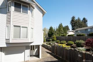 12736 35th Ave, Seattle, WA 98125-4508