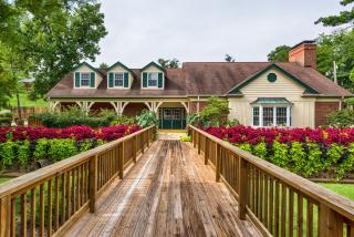 1461 Oriole Pl, Saint Louis MO  63144-1126 exterior