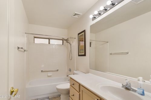 63396 Cat Claw Ln, Tucson AZ 85739-1267 exterior