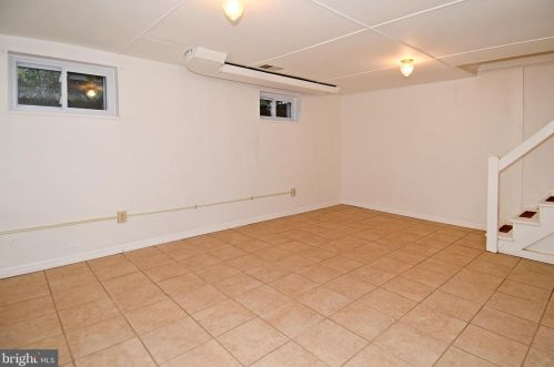 5746 15th St, Arlington VA  22205-2857 exterior