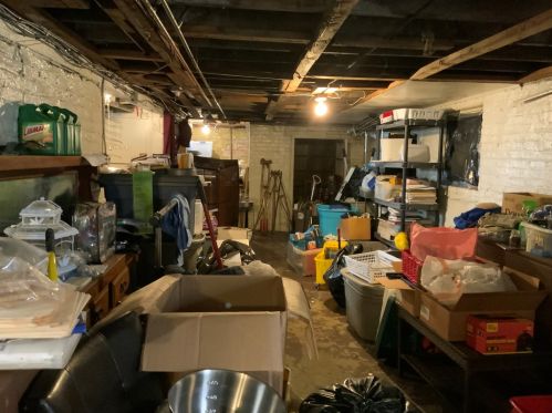 1305 Mayfield Ave, Chicago IL 60638-4405 exterior