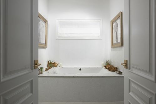 1831 Paulina St, Chicago IL 60622-1107 exterior