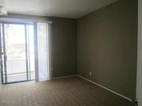 865 B St, Oxnard CA  93030-7193 exterior