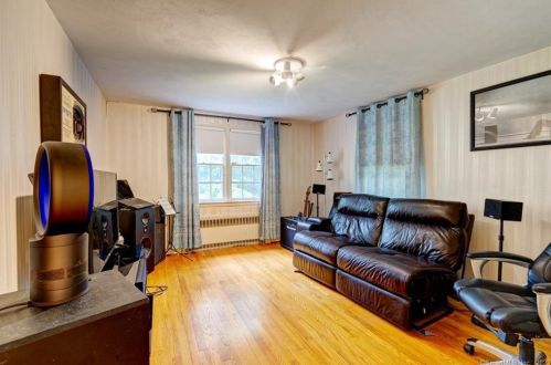 108 Hickory Hl Rd, New Britain CT 06052-1009 exterior