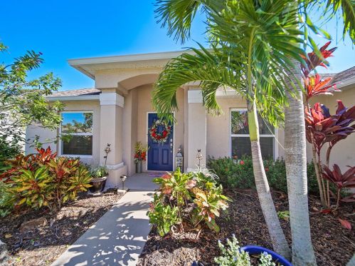 2097 Parrot St, Fort Pierce FL  34952-6758 exterior