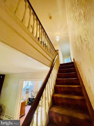 2502 18 St, Philadelphia PA 19132-3812 exterior