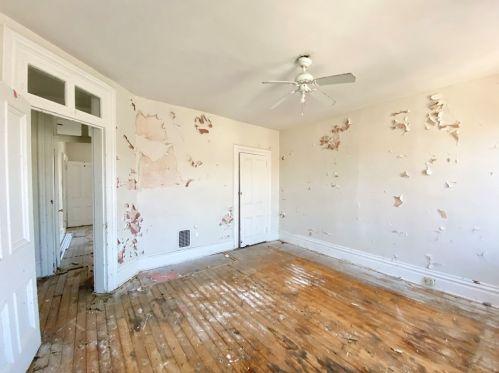 1311 Lowrie St, Pittsburgh PA 15212-4325 exterior