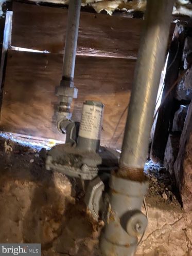 60 Fountain Ave, Trenton NJ 08618-3826 exterior