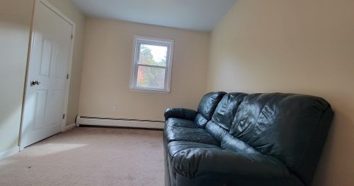 9 Forest Ln, Concord NH  03303-2419 exterior