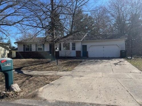 2596 Valley Ave, Grand Rapids, MI 49544-1751