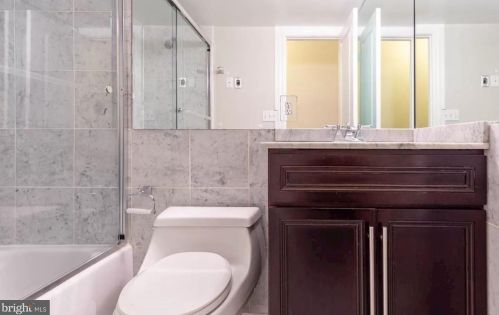 1700 13th St, Washington DC 20009-7976 exterior