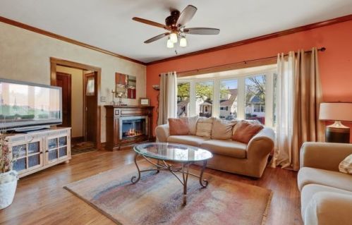 5830 Oconto Ave, Chicago, IL 60631-2308