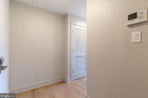 1646 12th St, Philadelphia, PA 19148-1002