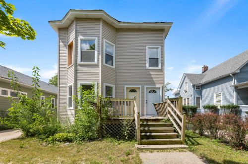 614 7 Ave, Broadview IL 60153-1572 exterior