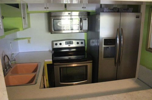 72 Cres St, Providence RI 02907-3237 exterior