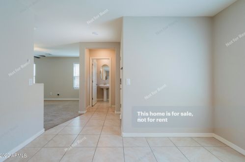 3912 79th Dr, Phoenix AZ  85043 exterior