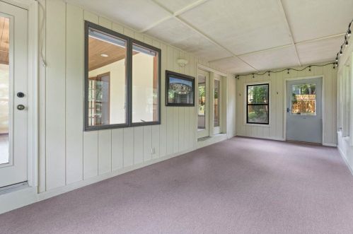 6218 Old Middleton Rd, Madison WI  53705-1040 exterior