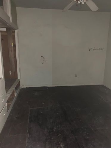 900 1st St, Turlock CA  95380-6021 exterior