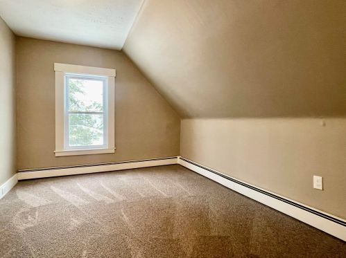 48 Pembroke Rd, Concord NH  03301-5642 exterior