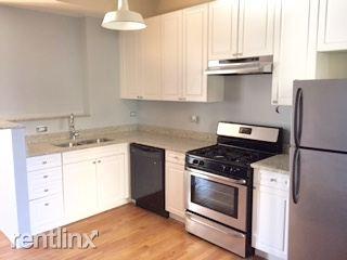 2845 Orchard St, Chicago IL  60657-5213 exterior