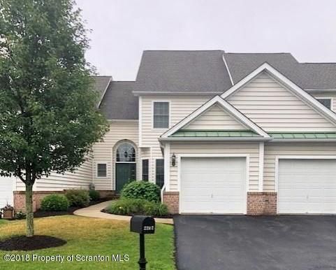 2202 Robinson Close, Scranton, PA 18507-2220