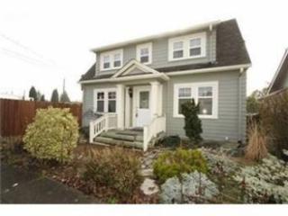 1211 80 St, Seattle WA  98115-4034 exterior