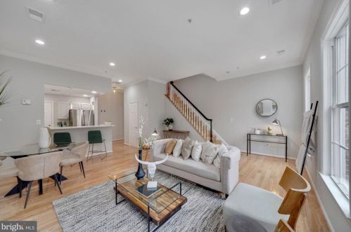 1904 Kalorama Pl, Washington, DC 20009-1584