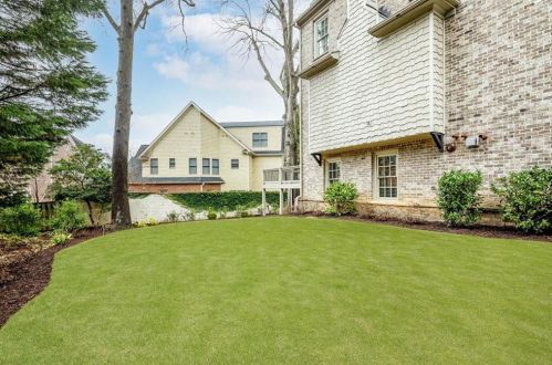 654 Kimberly Ln, Atlanta GA 30306-2224 exterior