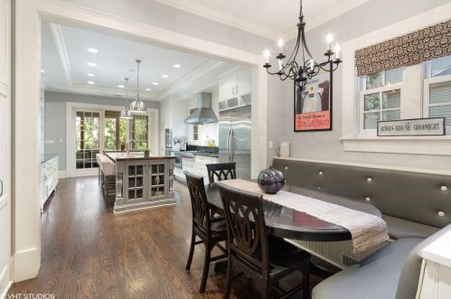 6852 Tonty Ave, Chicago IL 60646-1338 exterior