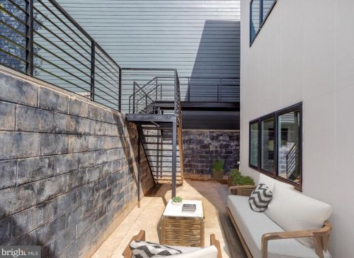 712 Kearny St, Washington DC  20017-3526 exterior