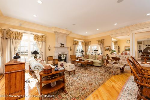 24 Conover Ln, Locust NJ exterior