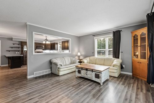 1010 7 Ave, Princeton MN 55371-1518 exterior